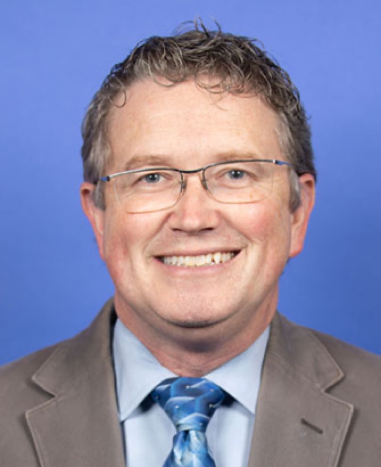 Official portrait of Thomas Massie